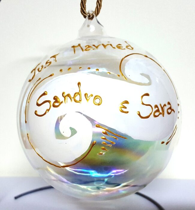 Pallina di Natale dipinta a mano personalizzabile con nome sposi