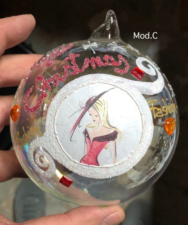 Pallina natalizia in vetro decorata a mano - Fashion - immagine 3